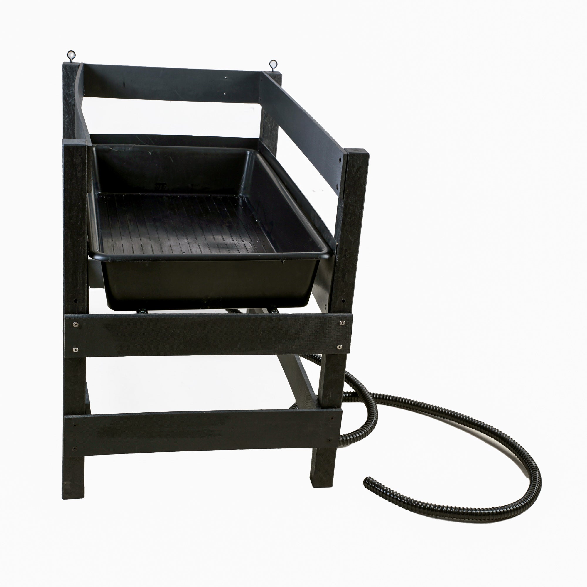 Hawthorne Dog Cleaning Station